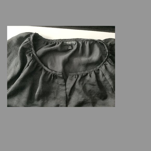 Talbots Petites - Classic  Black Blouse, 3/4 sleeve, Size 12P, 100% Polyester - Picture 6 of 13